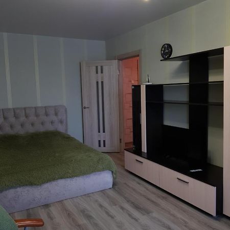 Apartment On Metro Mihalova Minszk Kültér fotó